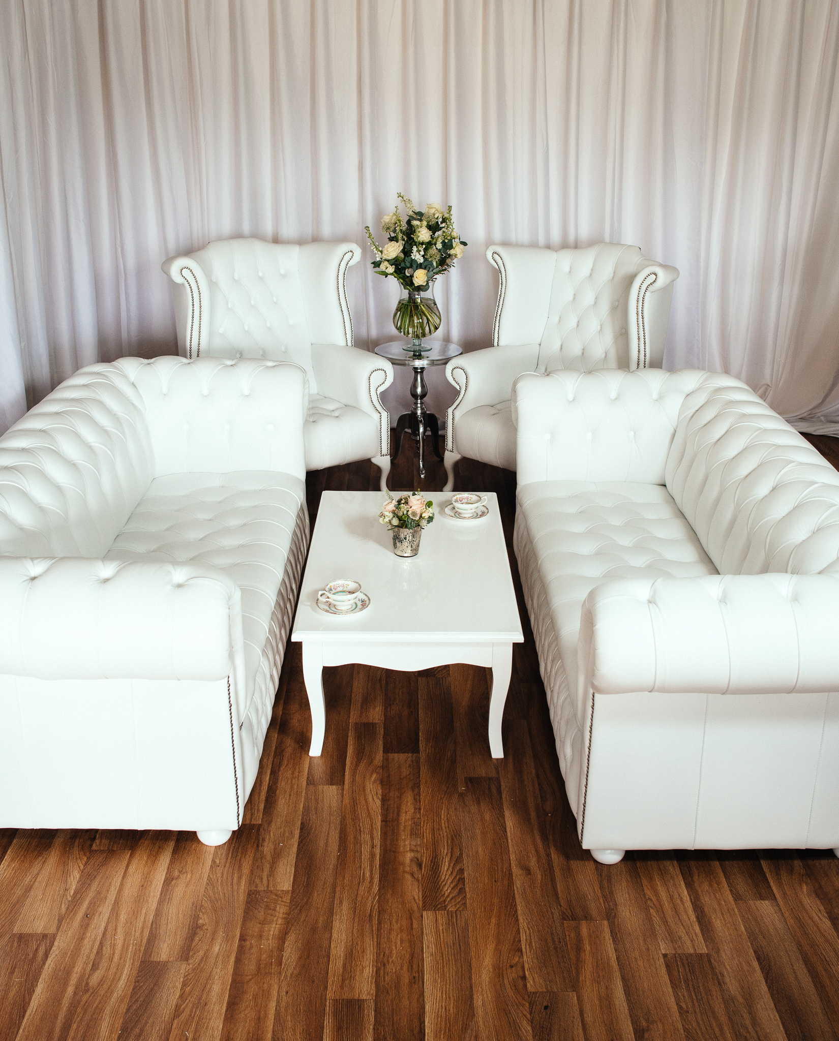 Chesterfield Leather Sofa Set